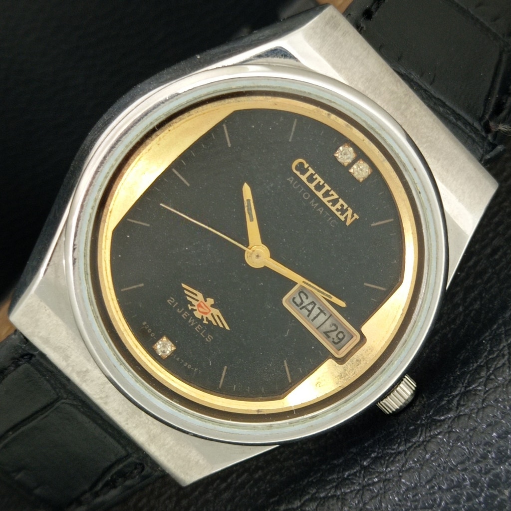 Vintage 1989 Citizen Automatic Mens Silver Watch WDaydate  Gold Accents